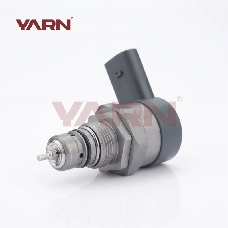 hot selling Fuel Pressure Regulator  0281002826  0281002827 For Jeep  Chrysler  Mercedes-Benz